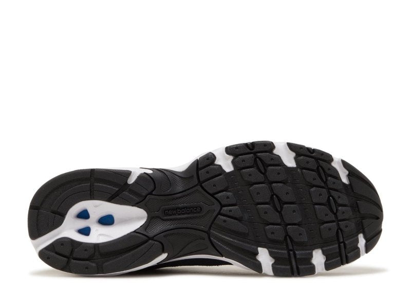 530 Classic Black Grey - French Destock