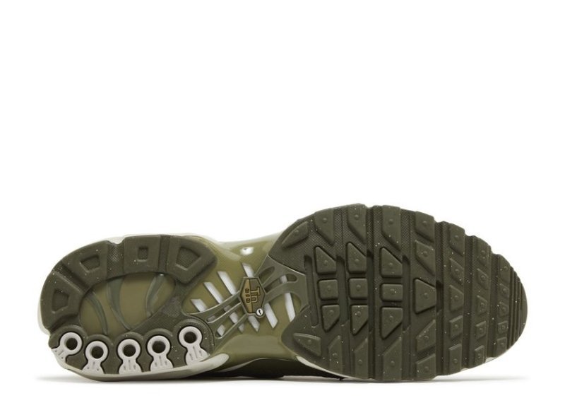 Air Max Plus Light Bone Neutral Olive - French Destock