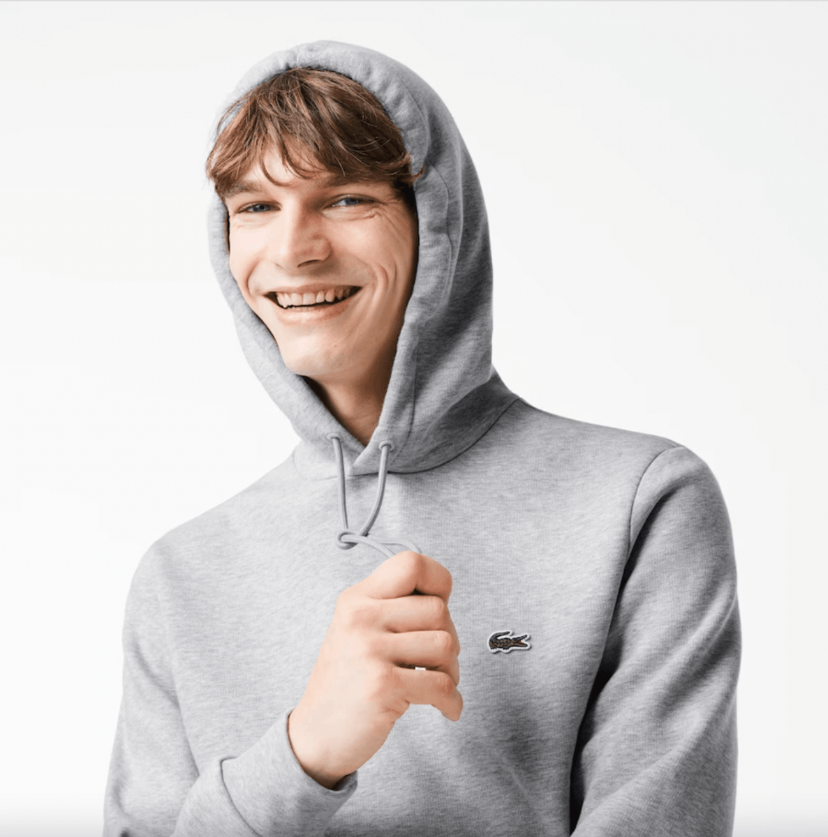 Sweat à capuche Lacoste gris en coton bio - French Destock
