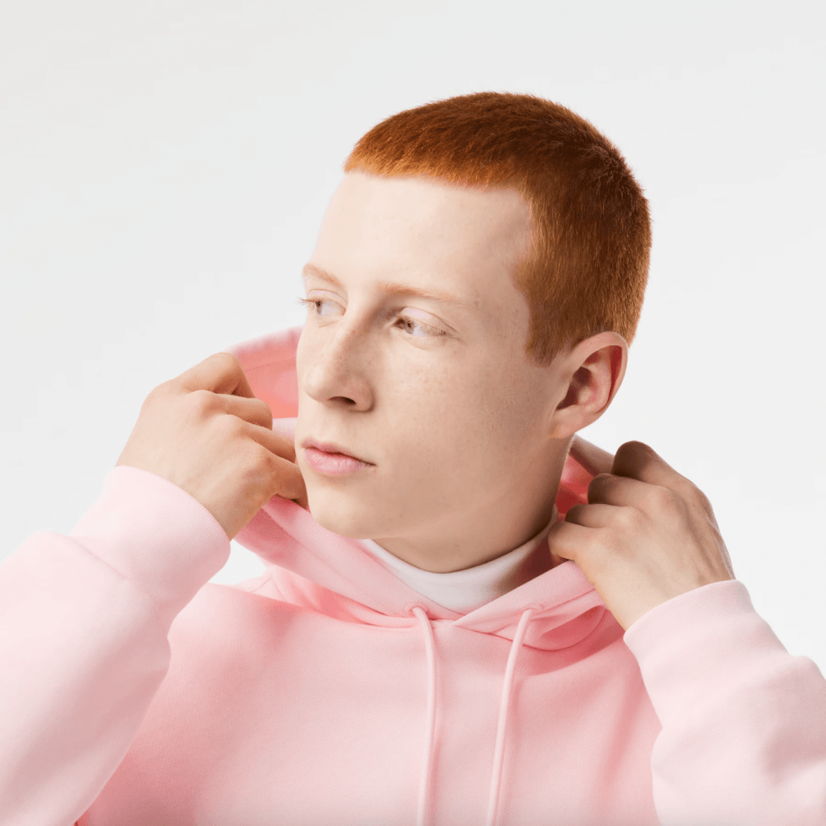 Sweat à capuche Lacoste rose - French Destock